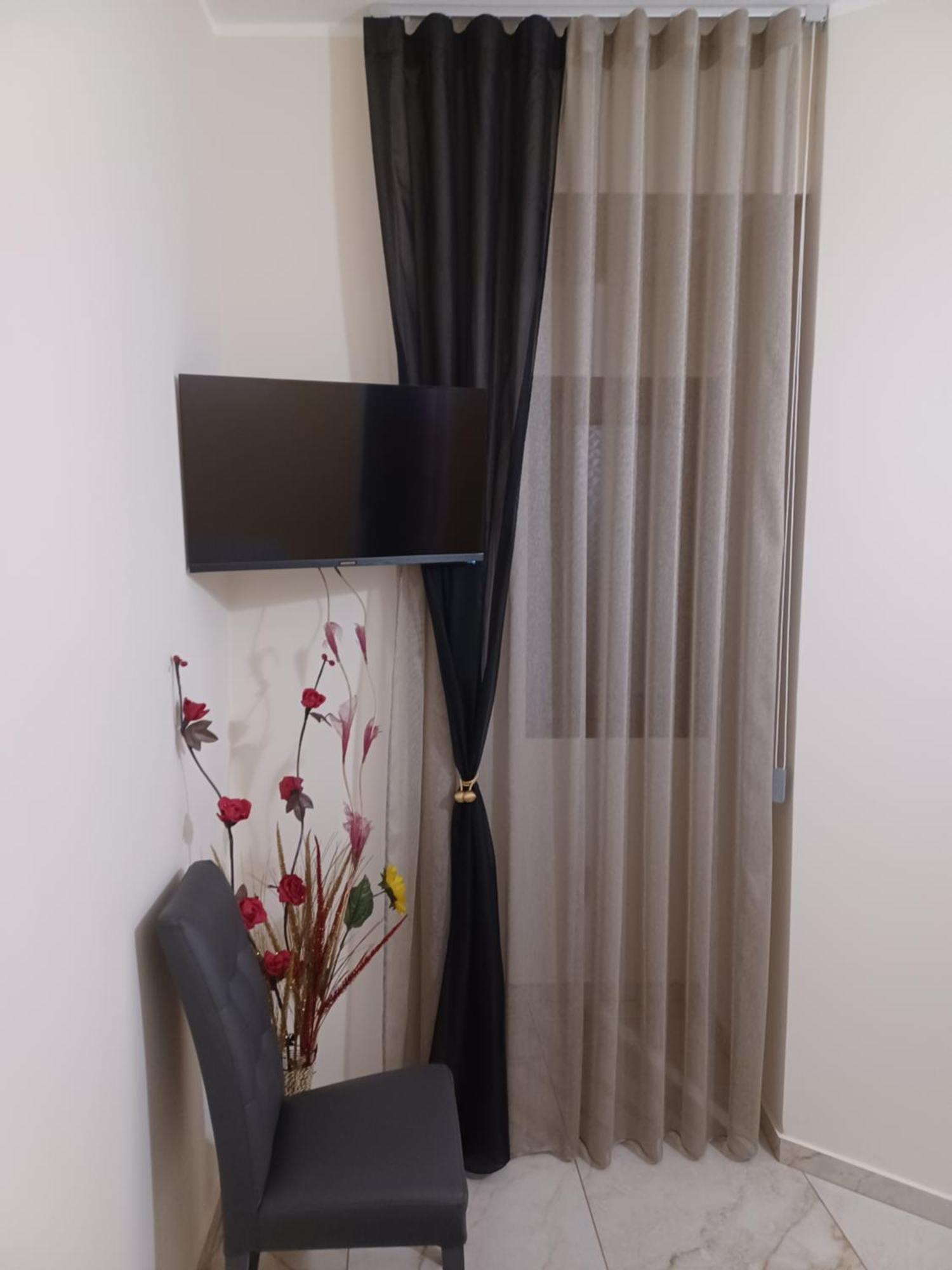Soleil Hotel Никозия Екстериор снимка